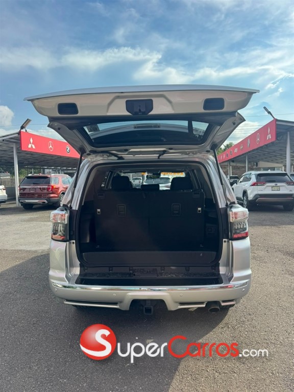2020 Toyota 4 Runner Limited — foto 7 / 10