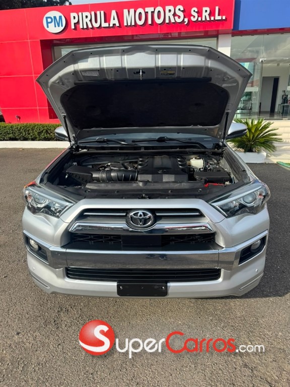 2020 Toyota 4 Runner Limited — foto 10 / 10
