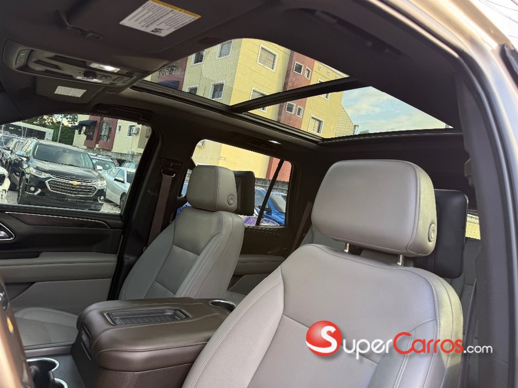 2022 Chevrolet Tahoe LT — foto 9 / 10