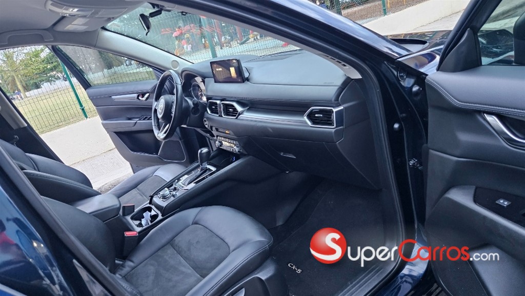2022 Mazda CX-5 — foto 9 / 12