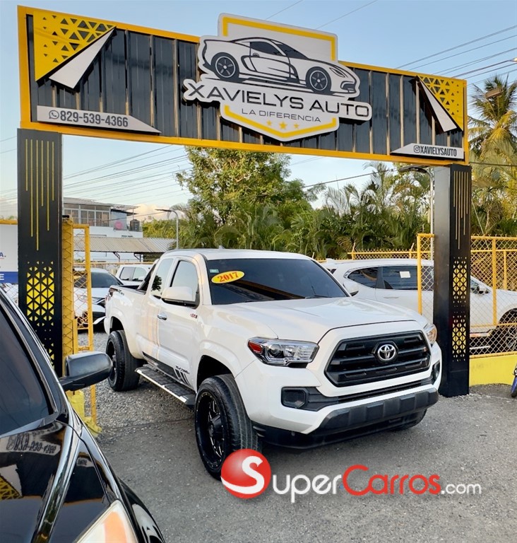 2017 Toyota Tacoma SR5 — foto 3 / 10