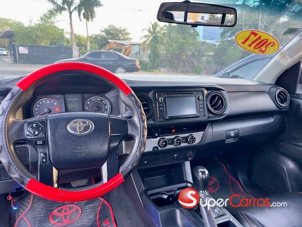 2017 Toyota Tacoma SR5 — foto 7 / 10