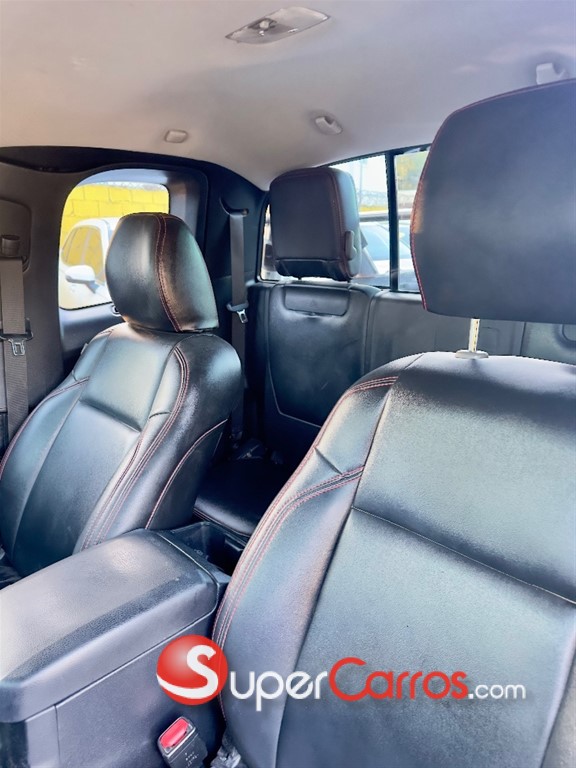 2017 Toyota Tacoma SR5 — foto 9 / 10