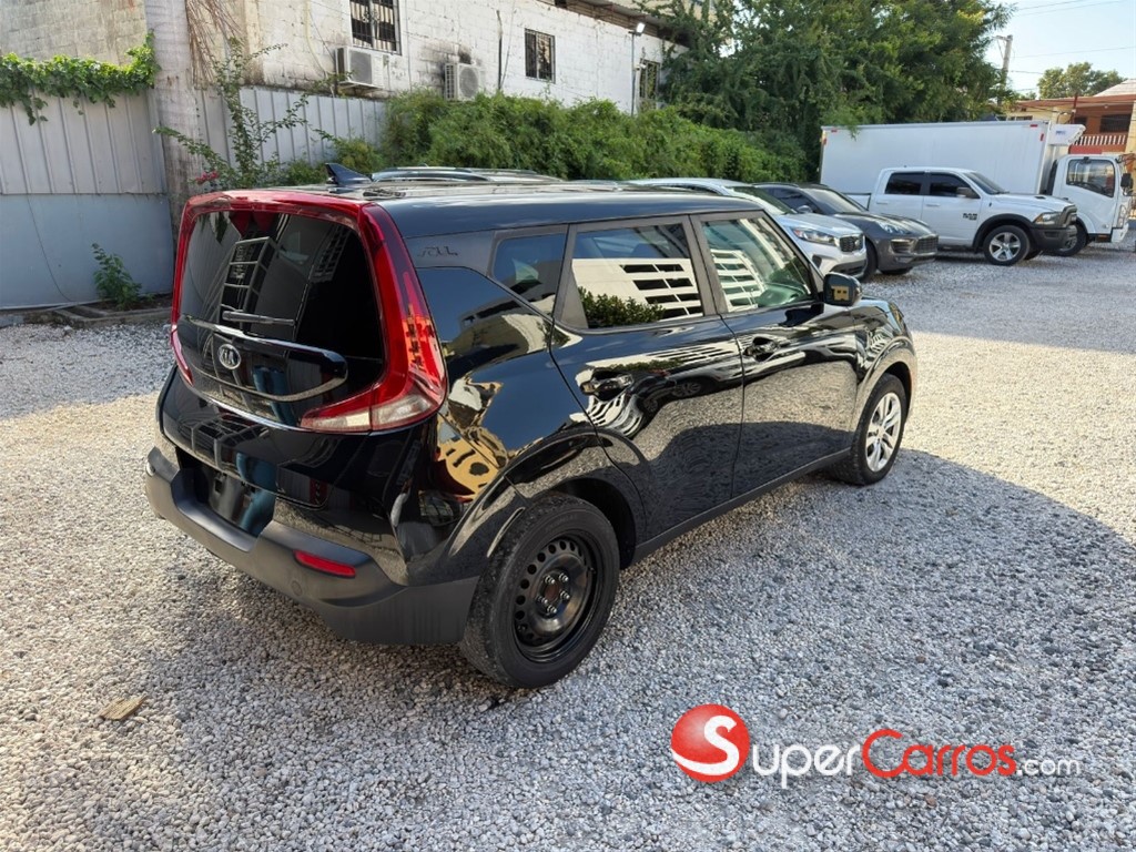 2021 Kia Soul — foto 7 / 10