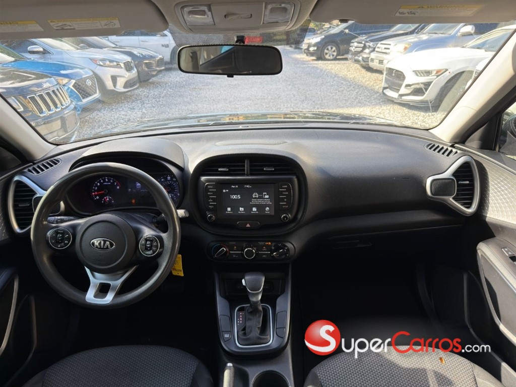 2021 Kia Soul — foto 8 / 10