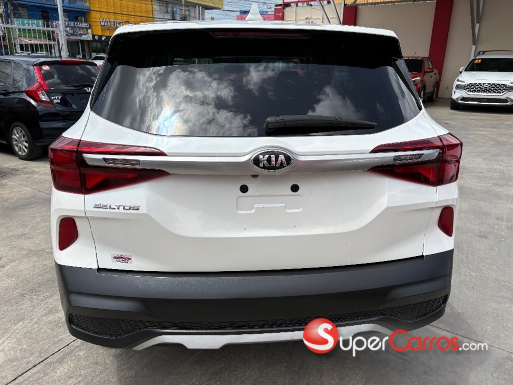 2021 Kia Seltos LX — foto 4 / 10