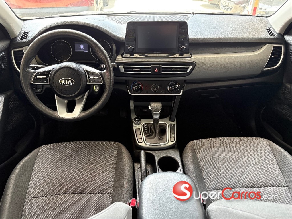 2021 Kia Seltos LX — foto 9 / 10