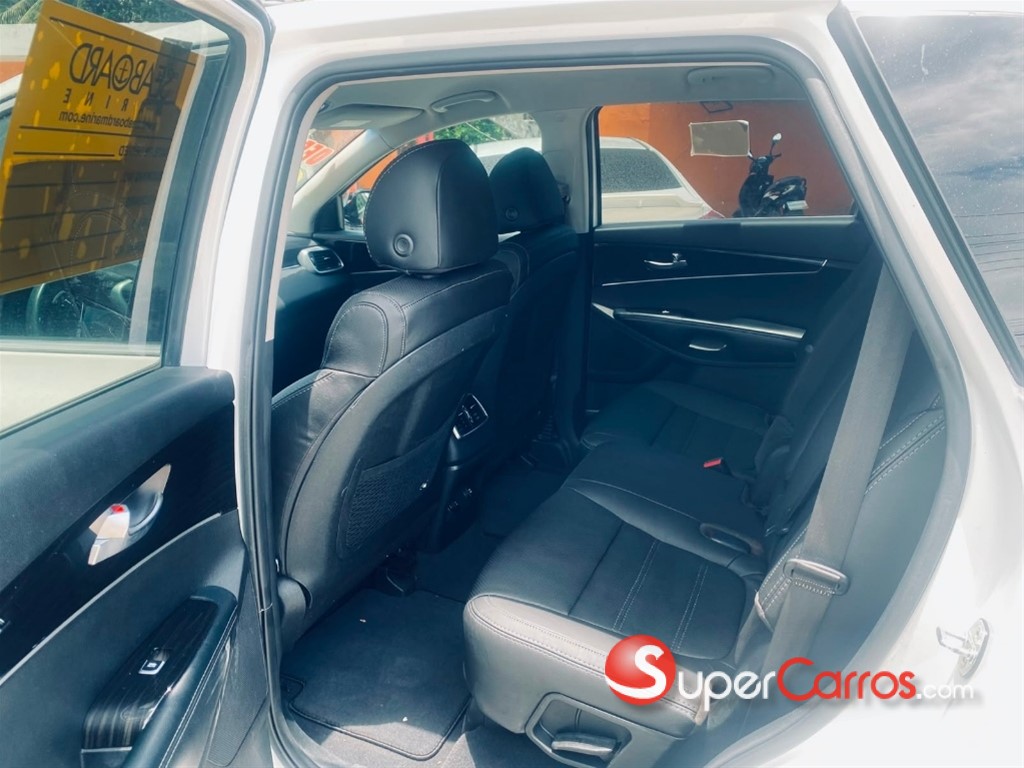 2020 Kia Sorento LX — foto 7 / 7