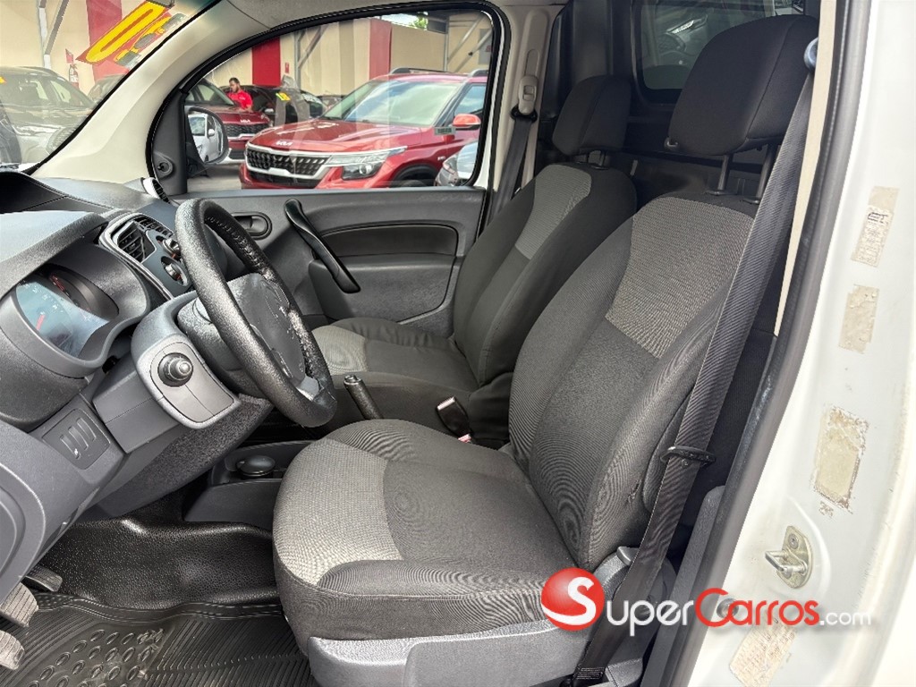 2020 Renault Kangoo — foto 7 / 8