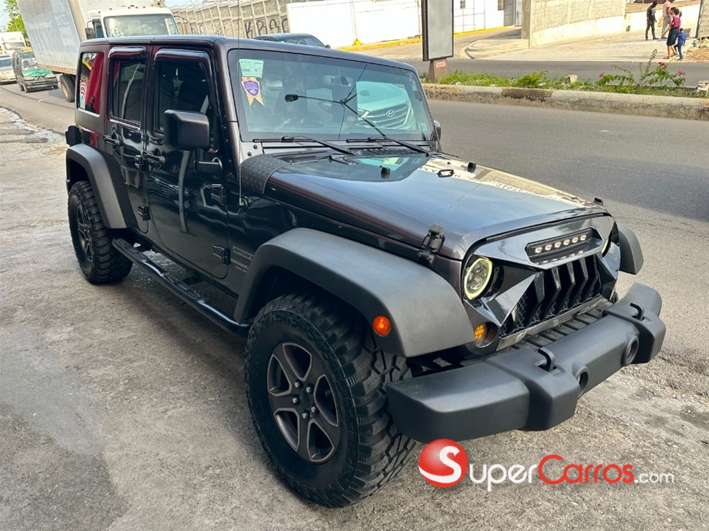2017 Jeep Wrangler Unlimited Sport — foto 1 / 12