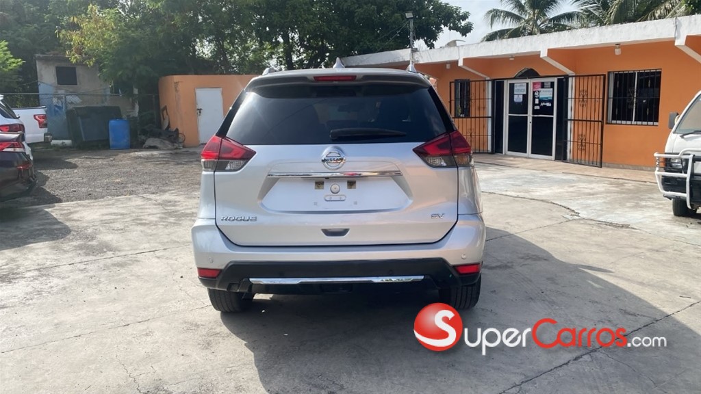 2020 Nissan Rogue — foto 4 / 9