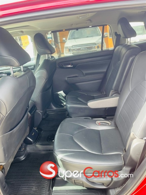 2020 Toyota Highlander — foto 7 / 9