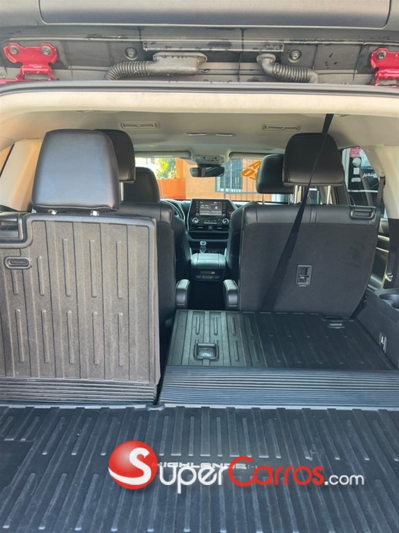 2020 Toyota Highlander — foto 8 / 9
