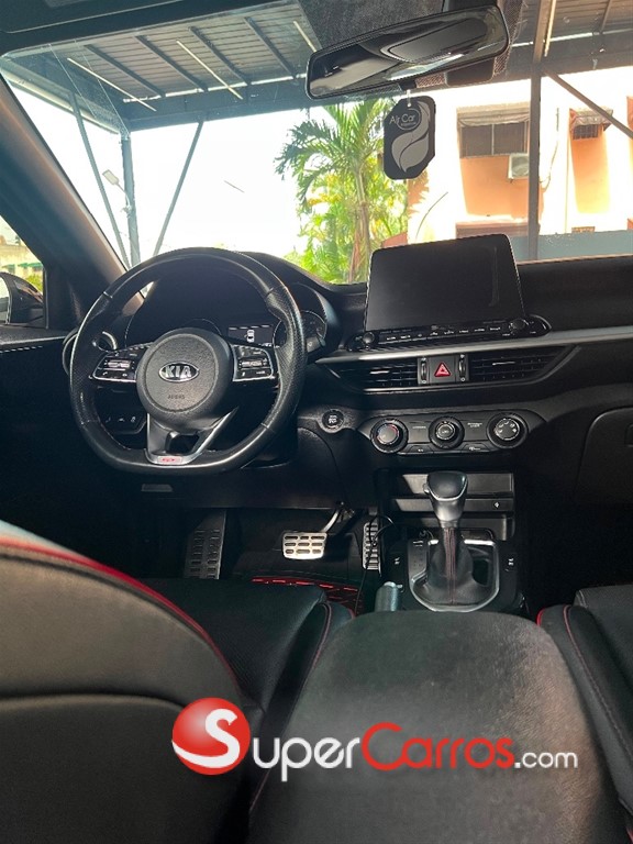 2020 Kia Forte — foto 5 / 9