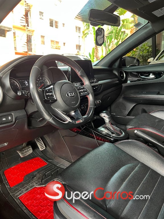 2020 Kia Forte — foto 6 / 9
