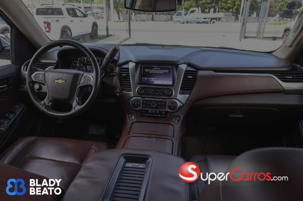2019 Chevrolet Suburban Premier — foto 11 / 12