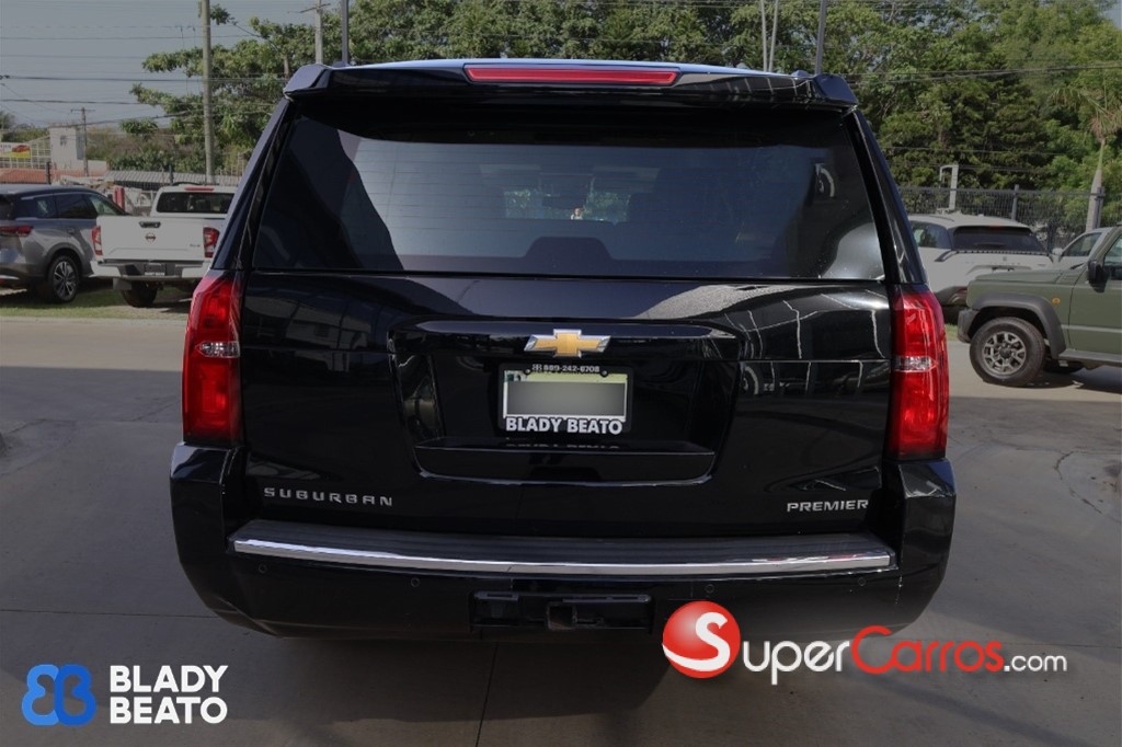 2019 Chevrolet Suburban Premier — foto 12 / 12