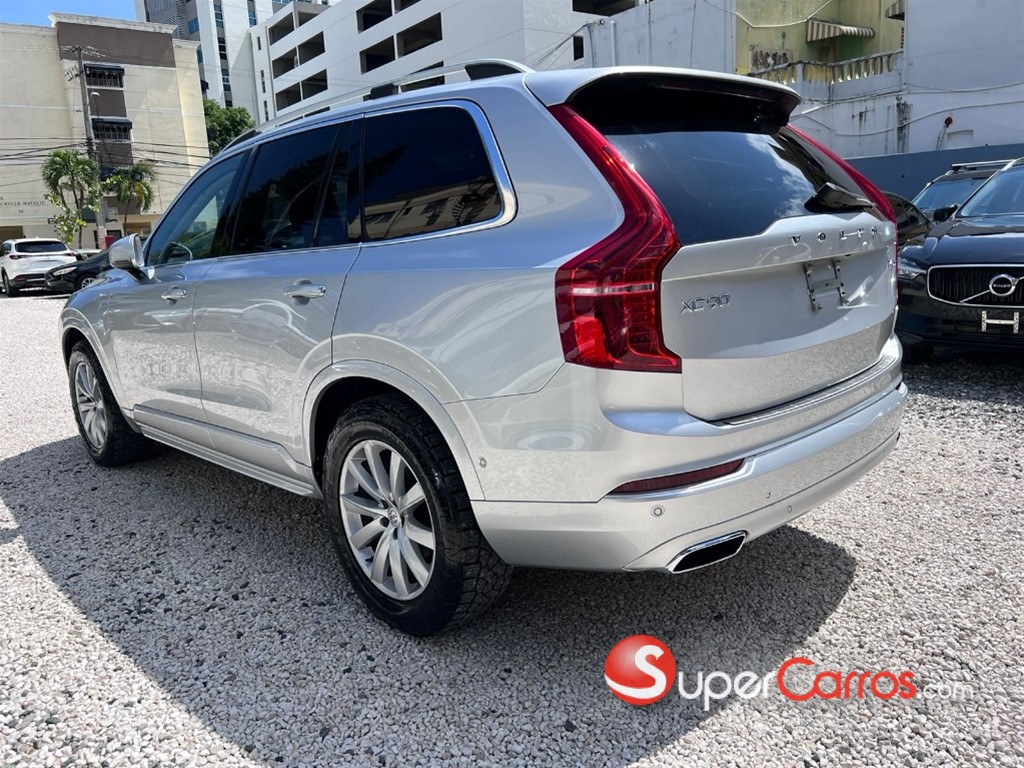 2018 Volvo XC90 Momentum T6 — foto 4 / 11
