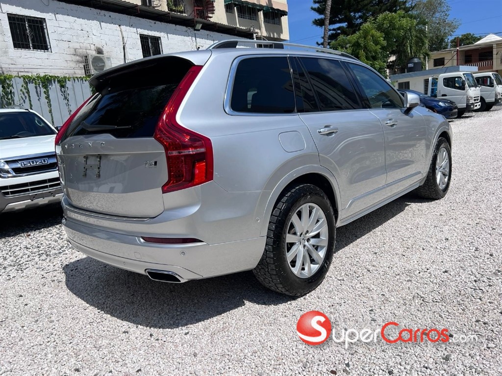 2018 Volvo XC90 Momentum T6 — foto 5 / 11