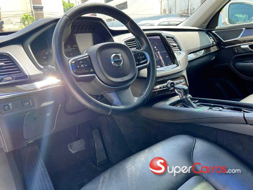 2018 Volvo XC90 Momentum T6 — foto 10 / 11