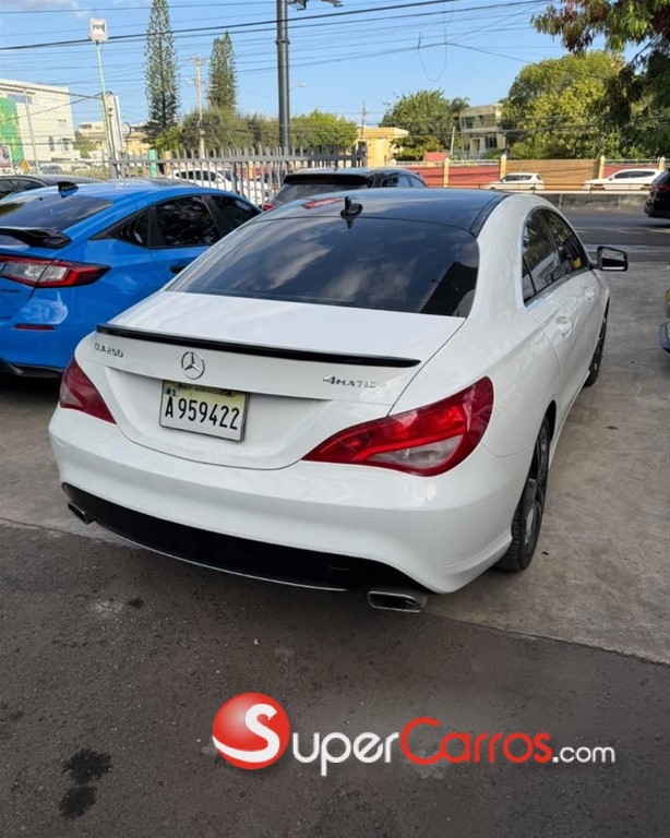 2015 Mercedes-Benz Clase CLA 250 — foto 5 / 8