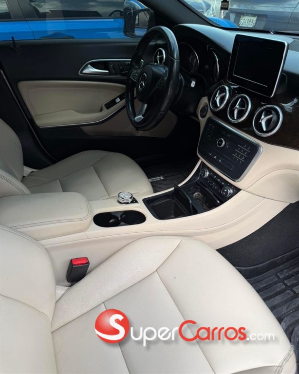 2015 Mercedes-Benz Clase CLA 250 — foto 8 / 8