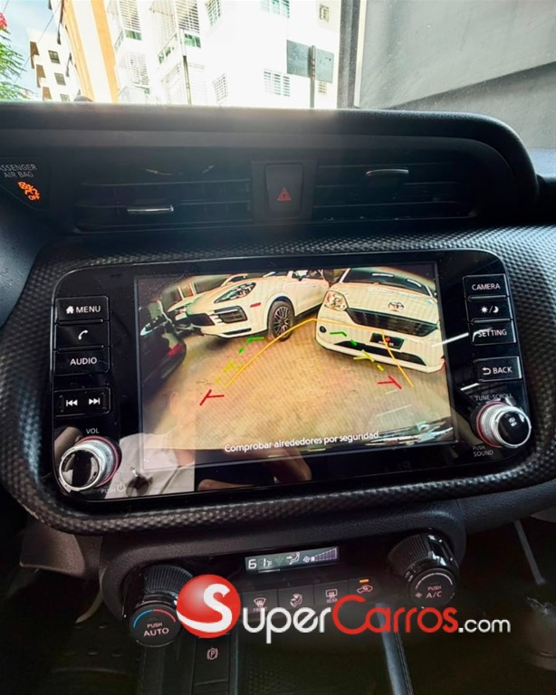 2021 Nissan Kicks — foto 2 / 8
