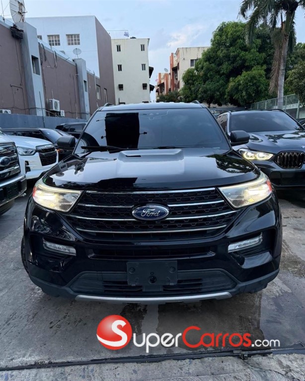 2020 Ford Explorer XLT ECOBOOST — foto 3 / 9