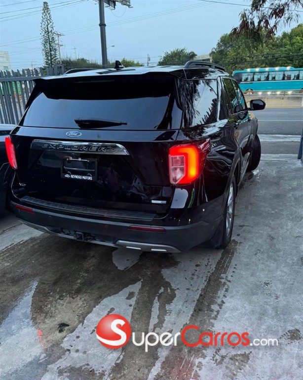2020 Ford Explorer XLT ECOBOOST — foto 4 / 9