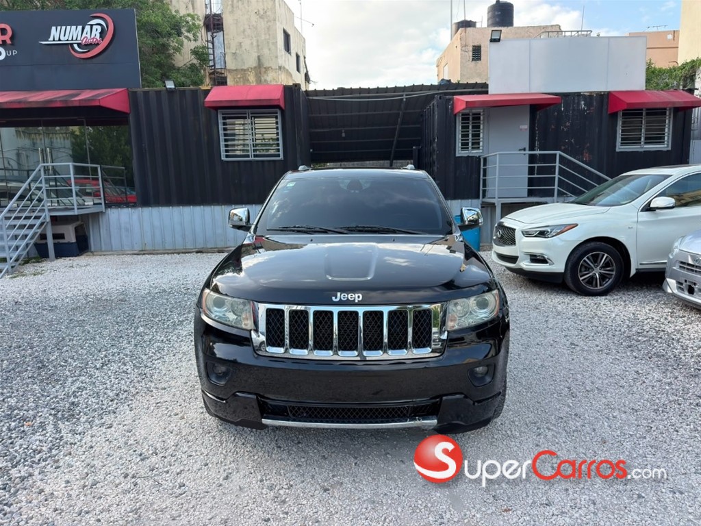 2013 Jeep Grand Cherokee Overland — foto 2 / 10