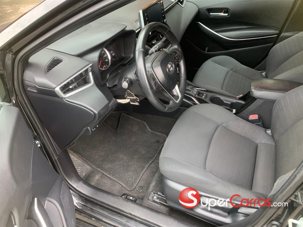 2020 Toyota Corolla SE — foto 8 / 11