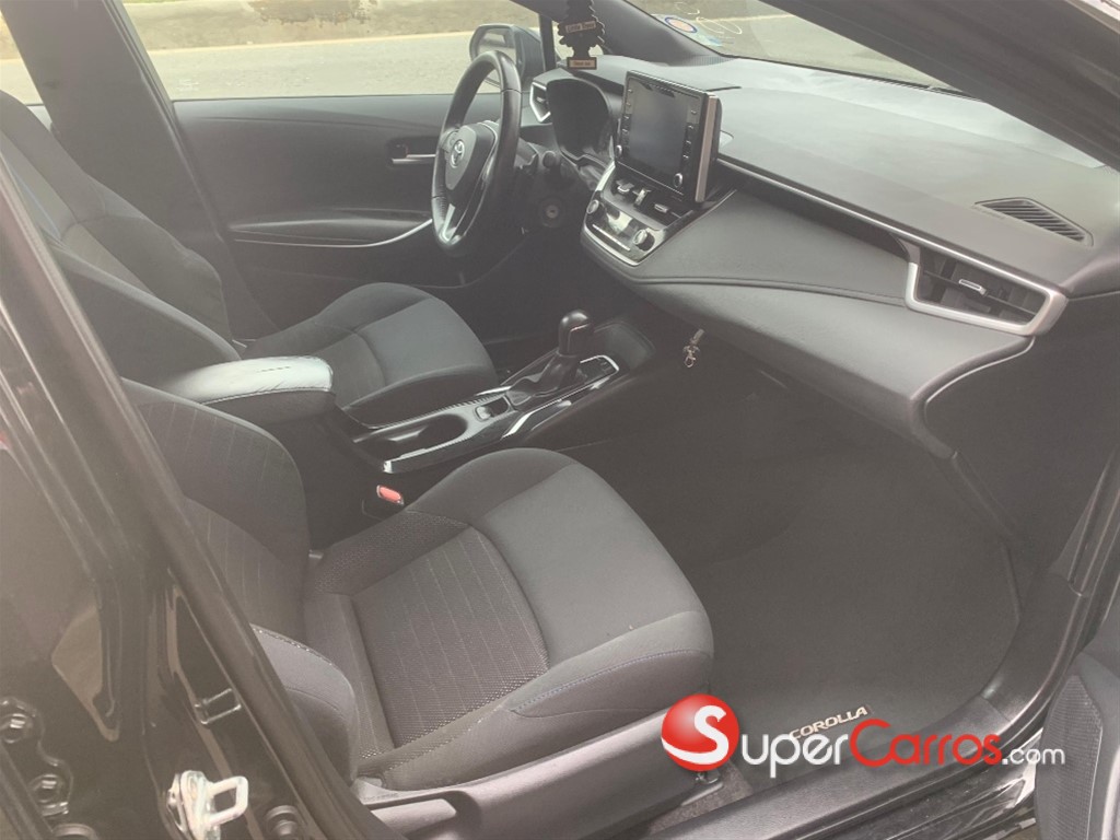 2020 Toyota Corolla SE — foto 9 / 11