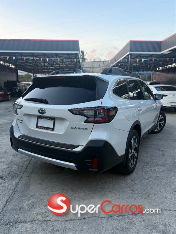 2021 Subaru Outback Limited — foto 9 / 12