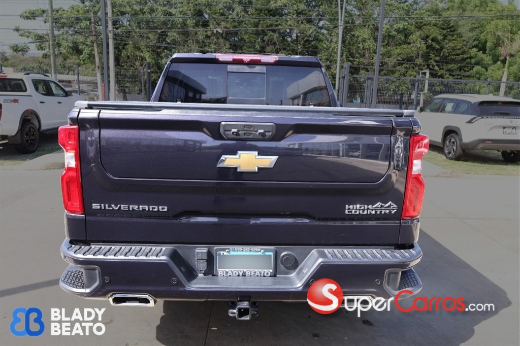2023 Chevrolet Silverado High Country Duramax — foto 3 / 12