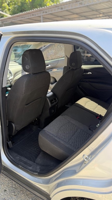 2020 Chevrolet Equinox LT — foto 9 / 10