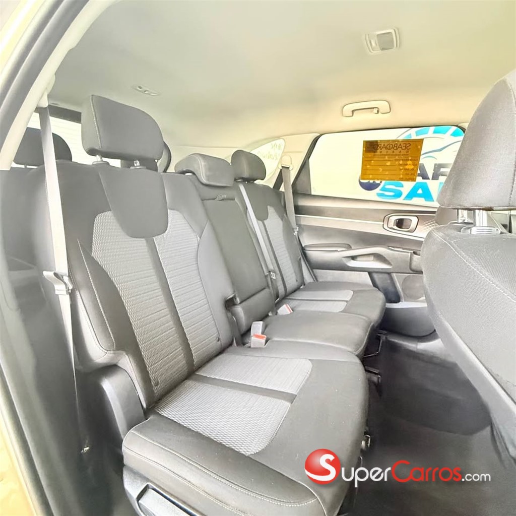 2021 Kia Sorento LX — foto 4 / 10