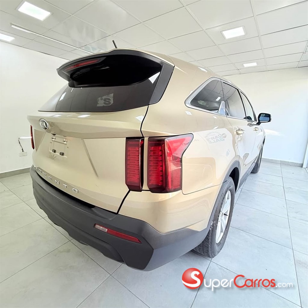 2021 Kia Sorento LX — foto 6 / 10