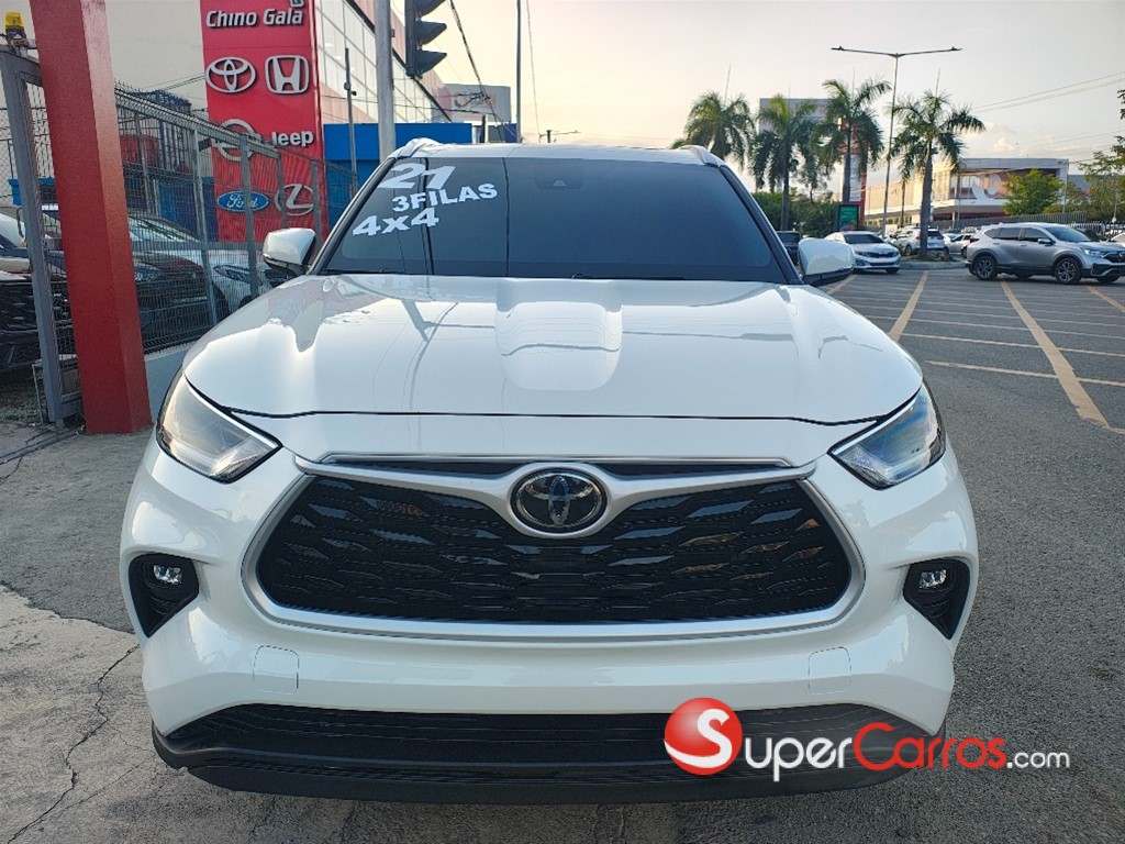 2021 Toyota Highlander XLE — foto 4 / 9