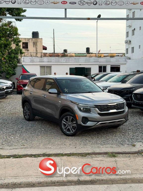 2021 Kia Seltos LX — foto 7 / 8