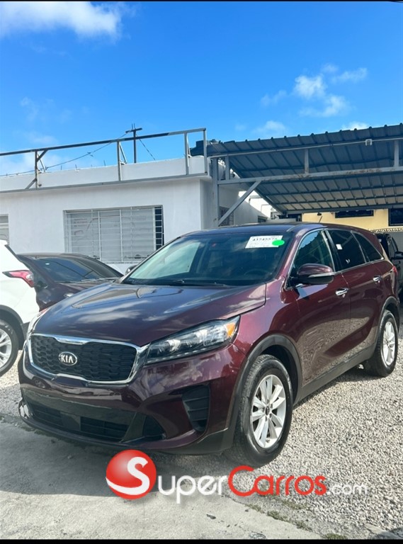 2020 Kia Sorento LX — foto 1 / 10