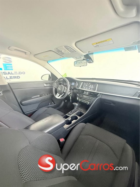 2019 Kia Optima — foto 3 / 10