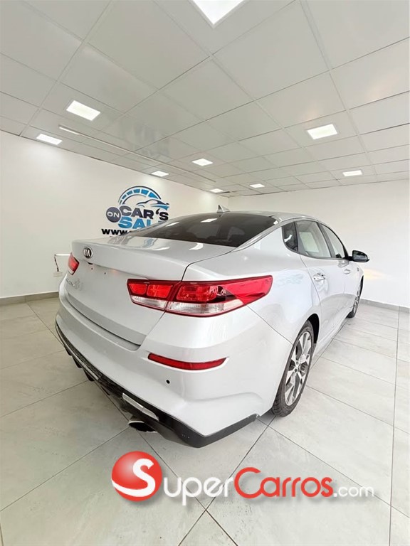 2019 Kia Optima — foto 5 / 10
