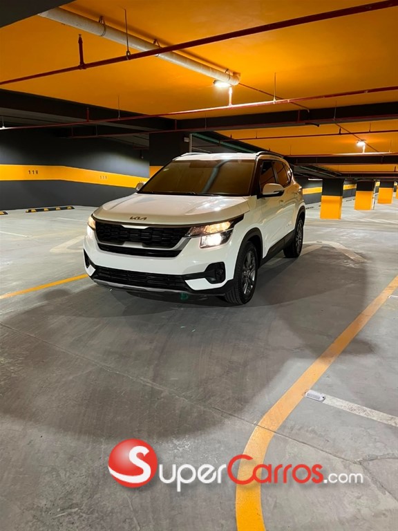 2023 Kia Seltos LX