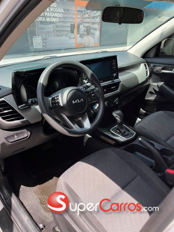 2023 Kia Seltos LX — foto 6 / 12