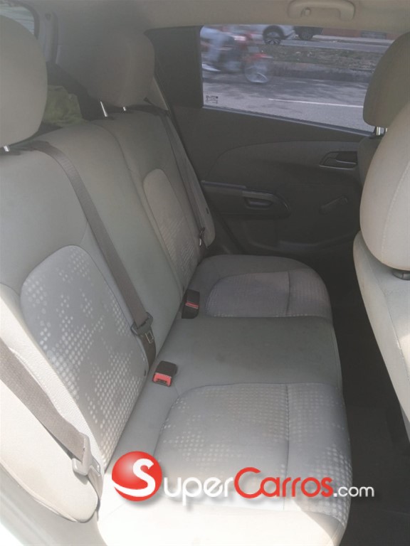 2019 Chevrolet Sonic — foto 5 / 8