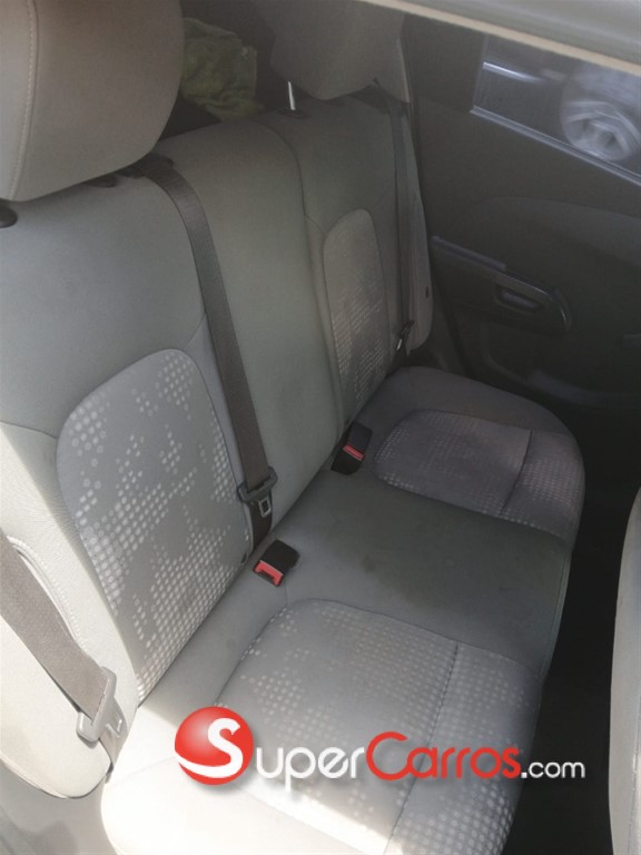 2019 Chevrolet Sonic — foto 6 / 8