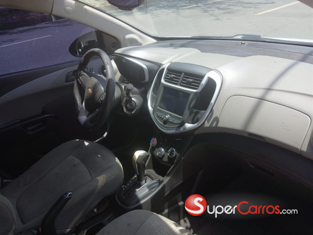 2019 Chevrolet Sonic — foto 8 / 8