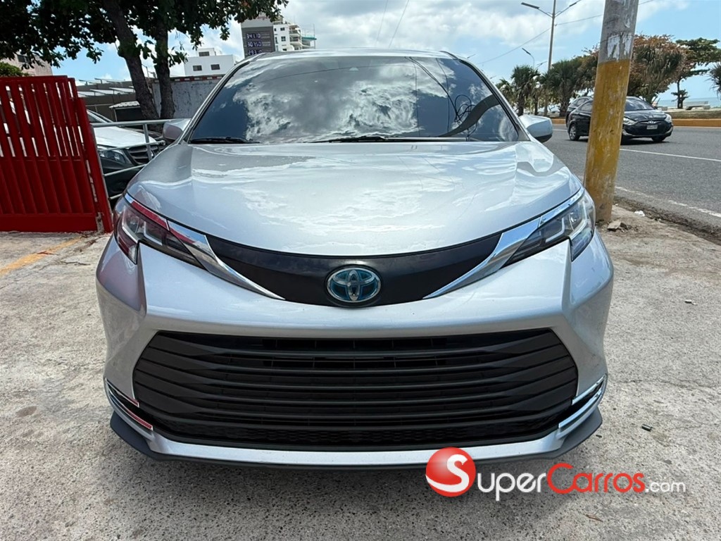 2021 Toyota Sienna LE — foto 12 / 12