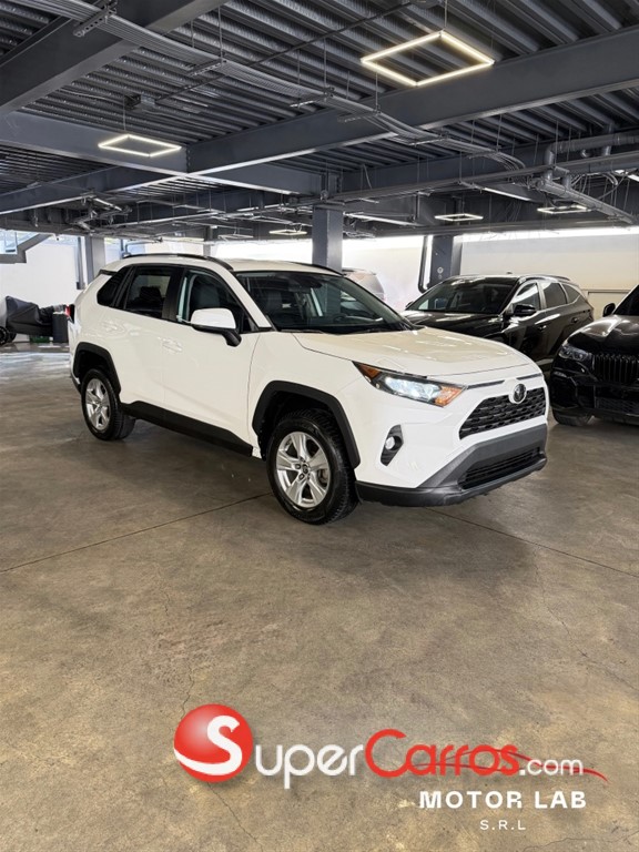 2021 Toyota RAV4 LE — foto 4 / 9
