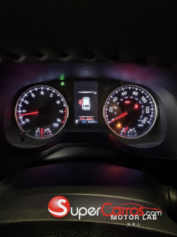 2021 Toyota RAV4 LE — foto 8 / 9